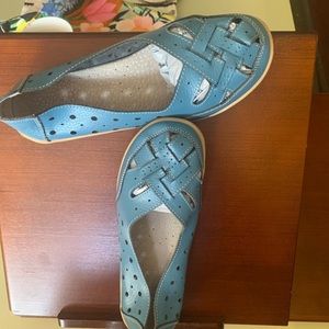 Women shoes